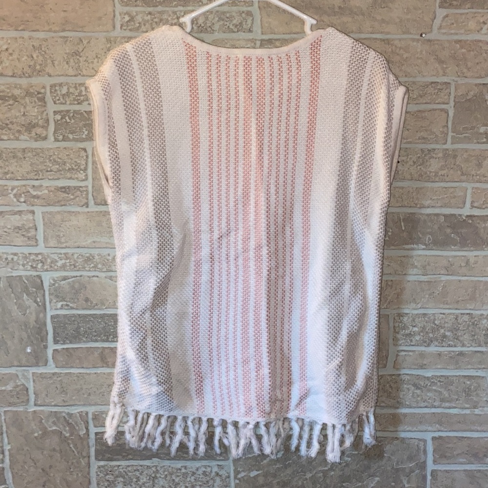 ✅Loft Outlet Lounge Sleeveless Sweater with Fringe bottom hem - Picture 5 of 7